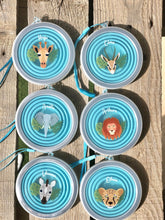 Charger l'image dans la galerie, Anniversaires / Évènements Enfants : Lot de 6 Clap/Cup + Thème GRATUIT-#moi Colibri