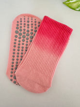 Charger l'image dans la galerie, Chaussettes Yogas &amp; Pilates antidérapantes- Personnalisables (37-42)