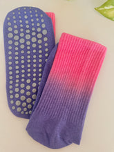 Charger l'image dans la galerie, Chaussettes Yogas &amp; Pilates antidérapantes- Personnalisables (37-42)
