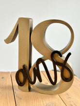 Charger l&#39;image dans la galerie, &quot;Chiffre et mot&quot; en 3D
